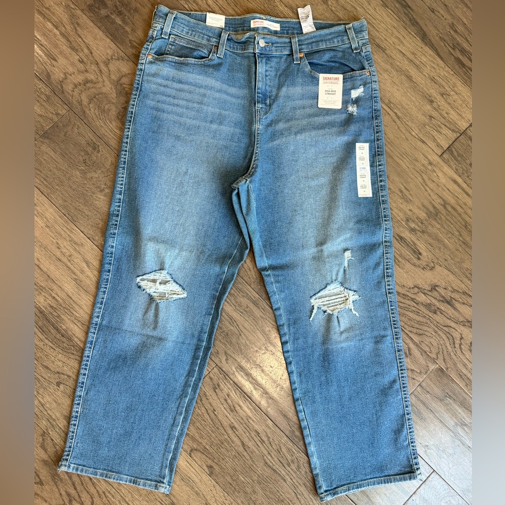 Levi Strauss Signature High Rise Straight Jeans Distressed Women’s 18 NWT
